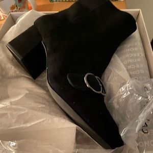 Brand new black boots